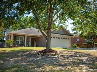 8024 Garrett Pines Dr, Midland, GA 31820