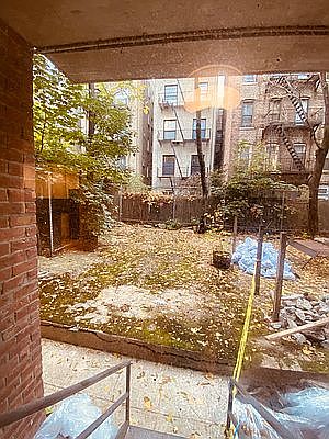 5th image of 219 E 84th St #H