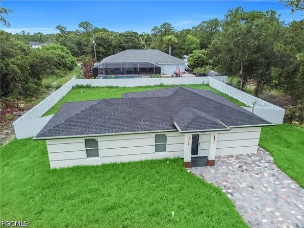 728 Glacier Ave, Lehigh Acres, FL 33974