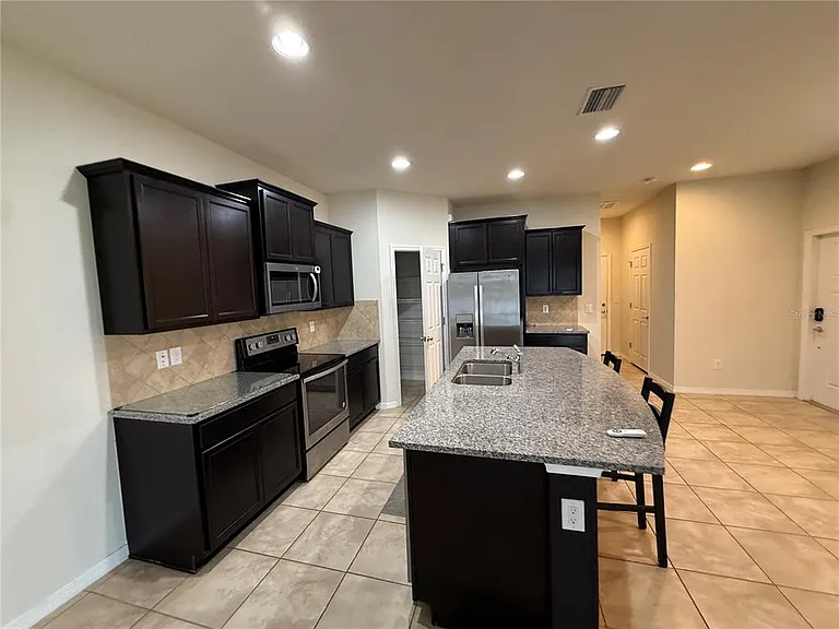 9154 Hillcroft Dr — Photo 17