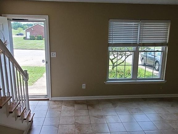 3rd image of 3707 Arbor Ct