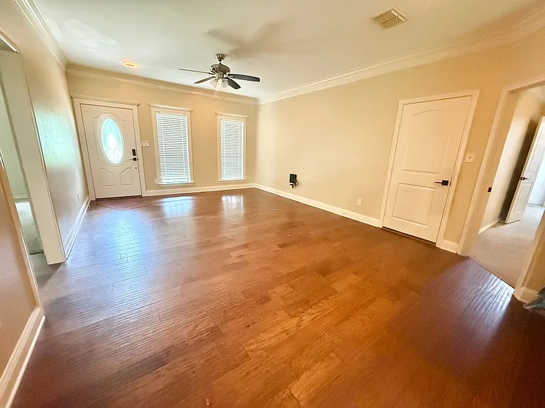 9181 County Road 427 — Photo 3