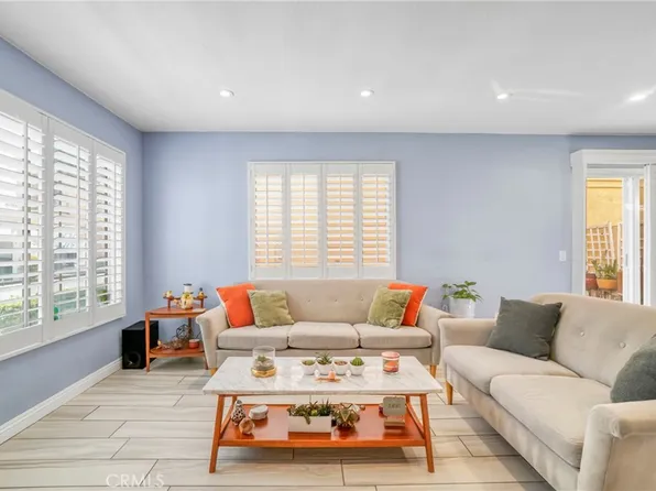 18736 Vista Del Canon Unit B, Santa Clarita, CA 91321
