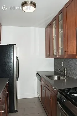 Rented by Compass | media 54