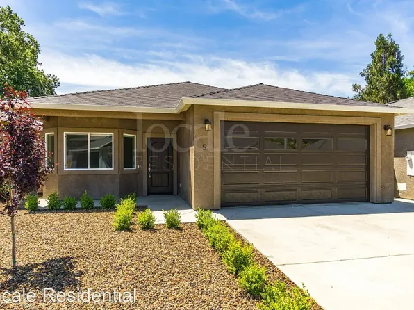 5 Redding Ct, Chico, CA