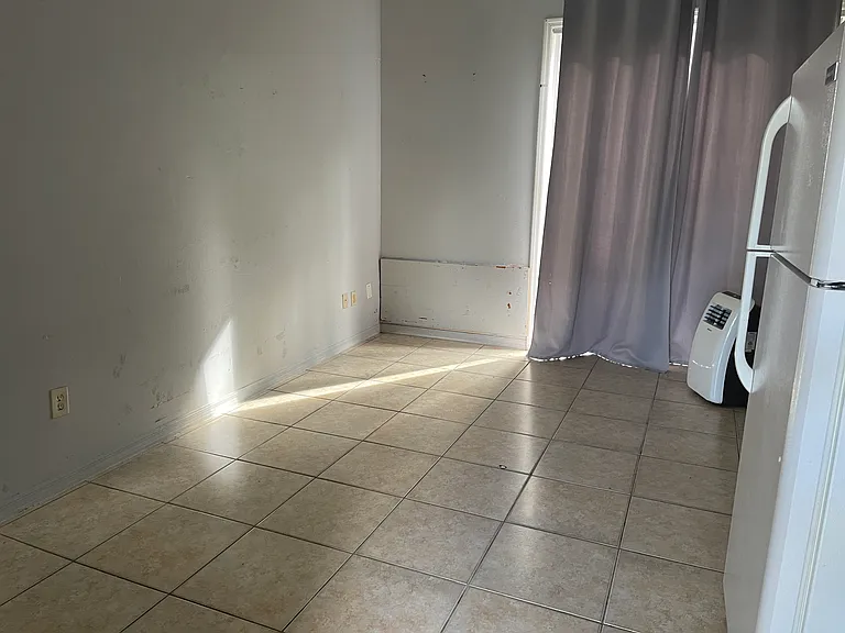 4462 Saint Georges Ct — Photo 1