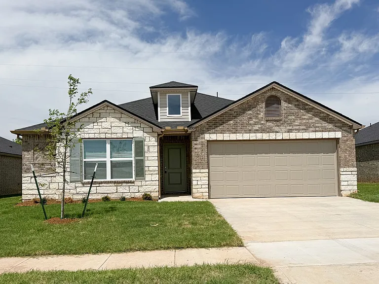 16309 Harvester Dr — Photo 1