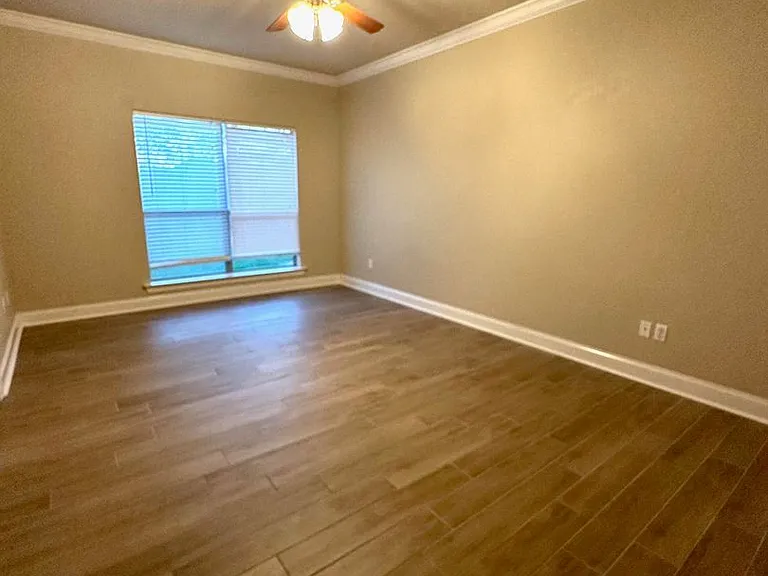 41188 Lakeway Cove Ave — Photo 5