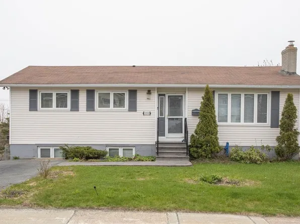 131 Canada Drive, St. John's, NL A1E2M7