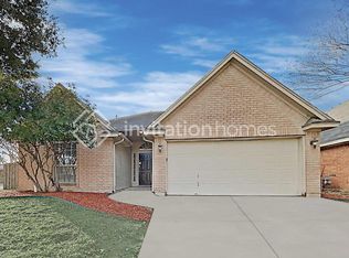 9060 Tyne Trl, Fort Worth, TX 76118