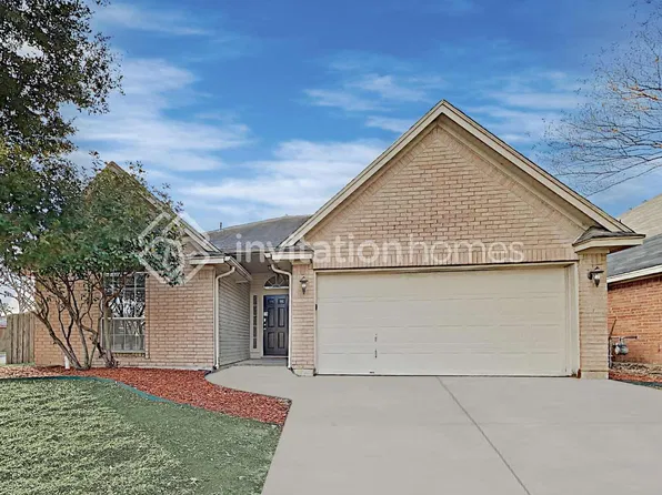 9060 Tyne Trl, Fort Worth, TX 76118