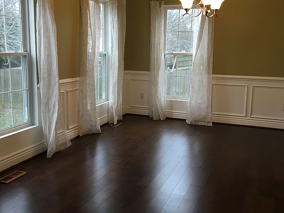 4th image of 6712 Lakeland Way