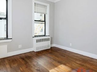 213 E 26th St APT 3B, New York, NY 10010