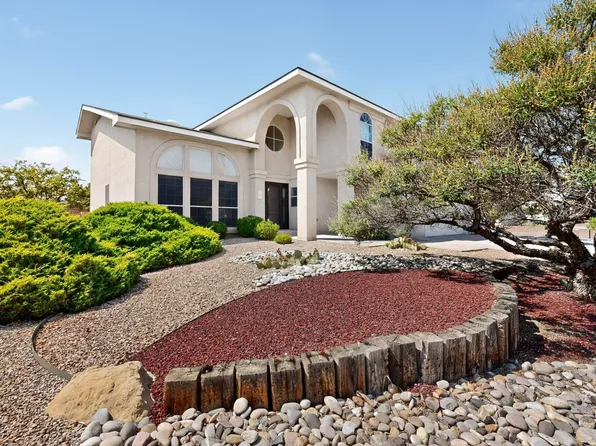 2608 Sandia Loop NE, Rio Rancho, NM 87144