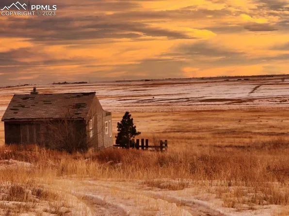 37015 Funk Rd, Calhan, CO 80808