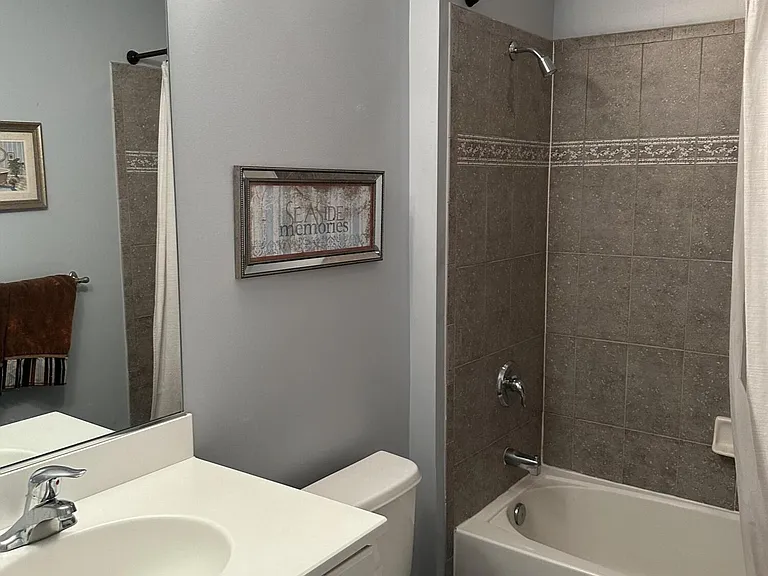 27 Grant St — Photo 16