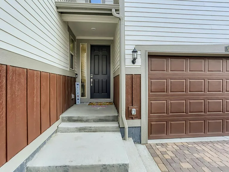 9696 Meeker St — Photo 2
