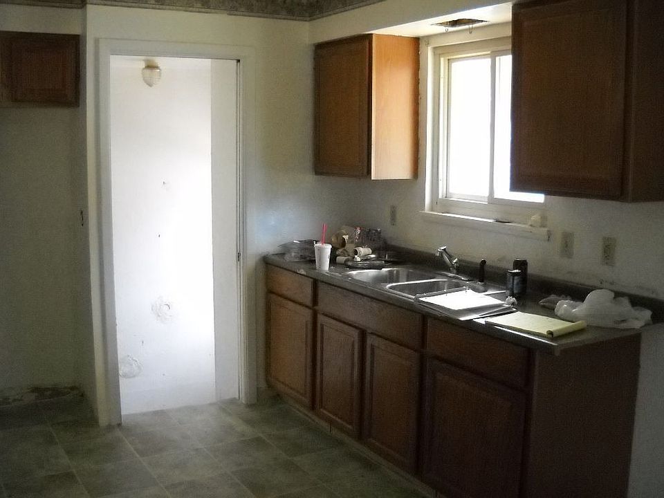 2nd image of 5607 Lafayette Ave