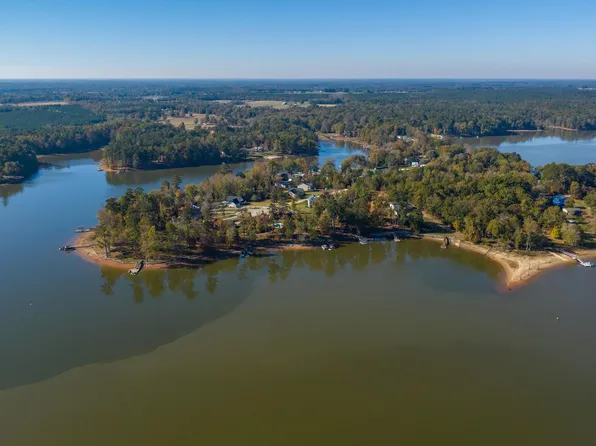 117 Peninsula Ct, Prosperity, SC 29127