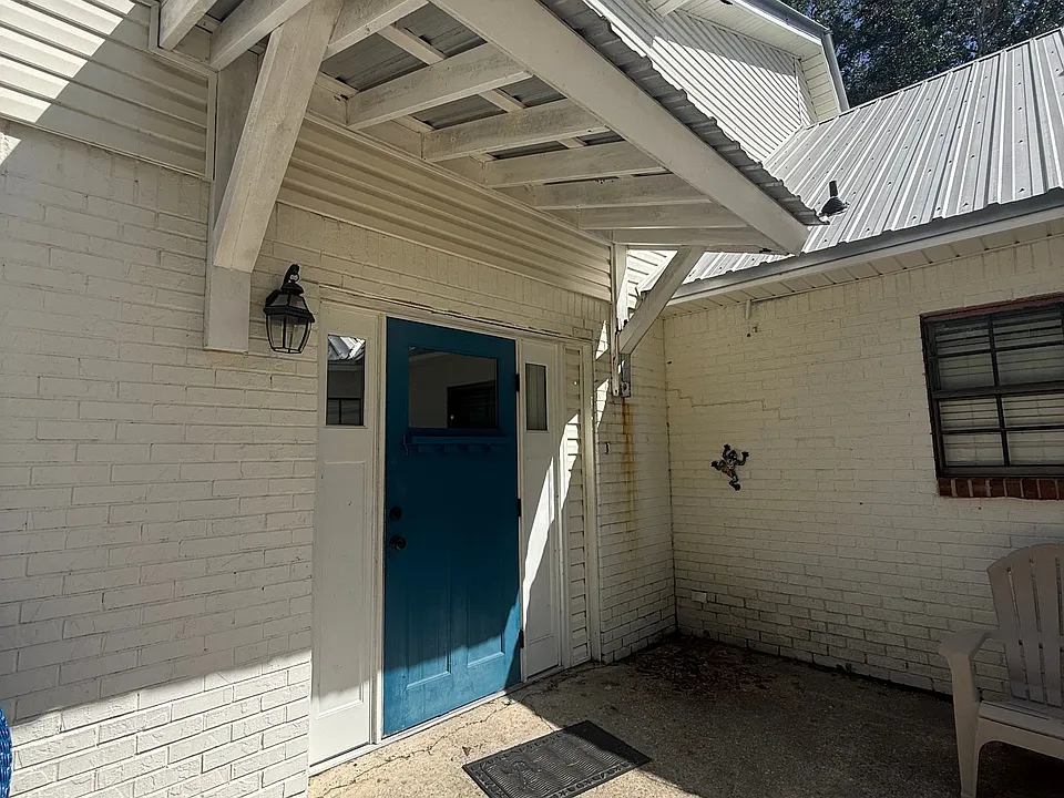 403 Nicholson Ave #B