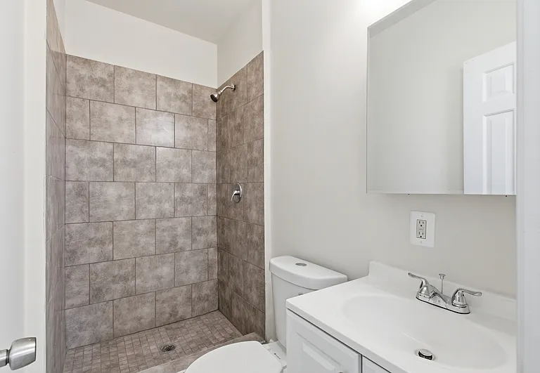 910 N Arlington Ave #2 — Photo 9