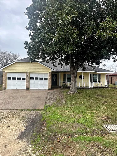 501 Cindyrella Dr Photo 1
