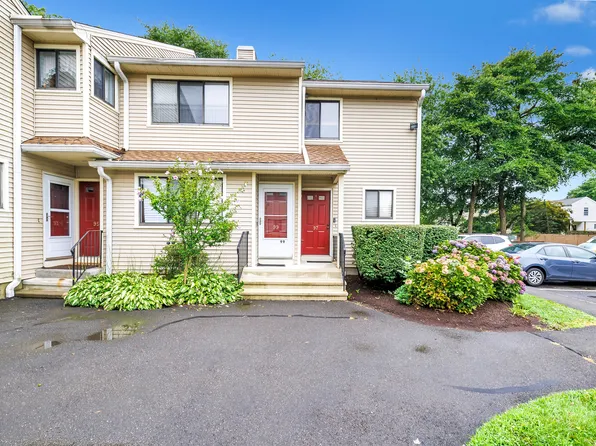 99 Lance Circle #99, Bridgeport, CT 06606
