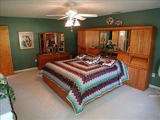 4th image of 2714 Gerald Ford Dr