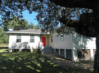 1197 Warschak Schuette Rd, New Ulm, TX 78950