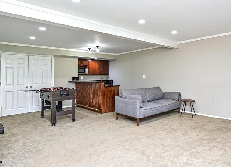6520 Beverly Ave — Photo 22