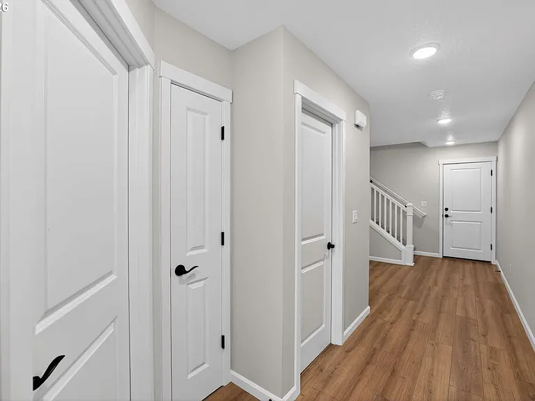 8176 SE Blanton St — Photo 13