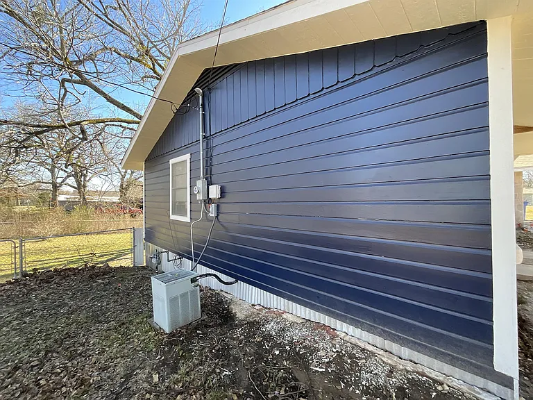 1024 N Spring St — Photo 11