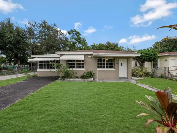 1331 NE 156th St, North Miami Beach, FL 33162