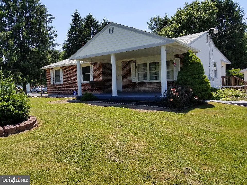 1st image of 116 Farmhouse Ln