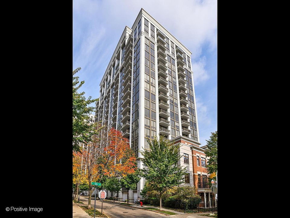 1st image of 1335 S Prairie Ave Unit 809