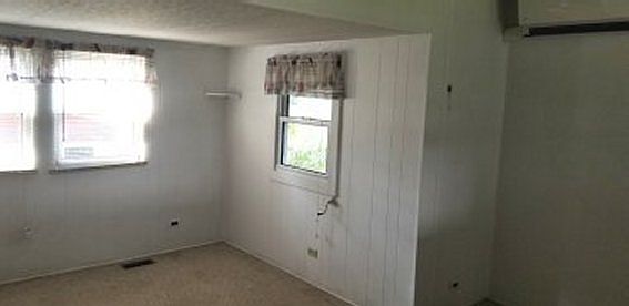 3rd image of 9 Parkwood Dr