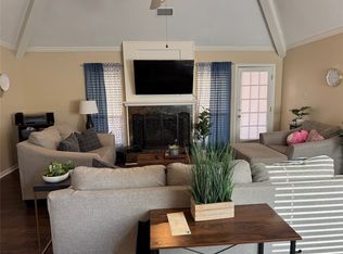 428 River Oaks Ln, Richardson, TX 75081