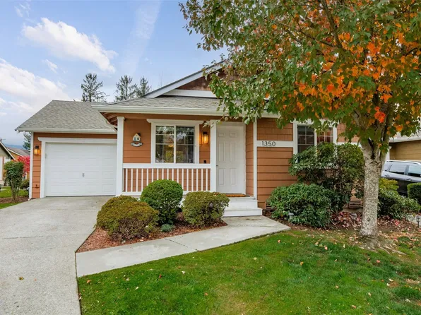 1350 Wildflower Way, Sedro Woolley, WA 98284