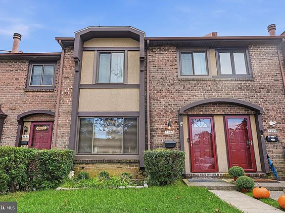 2nd image of 3140 Sheffield Pl