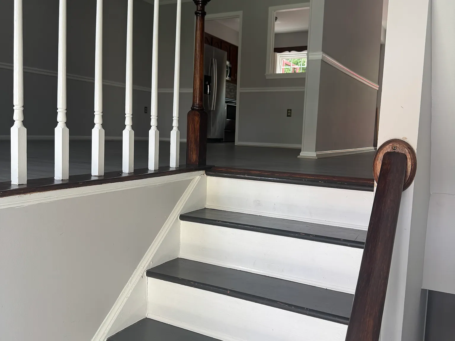 4 bed, 2040 sqft, $2,900 — Photo 3