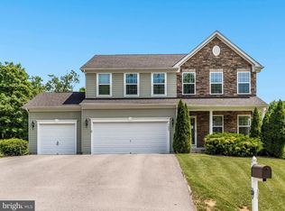 1229 Riparian Dr, Falling Waters, WV 25419