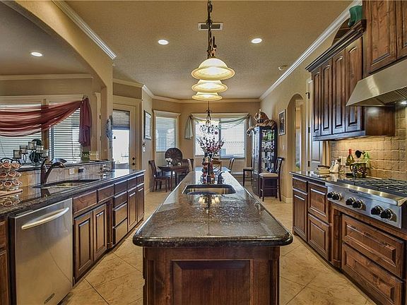 2nd image of 1604 Malibu Bay Ct