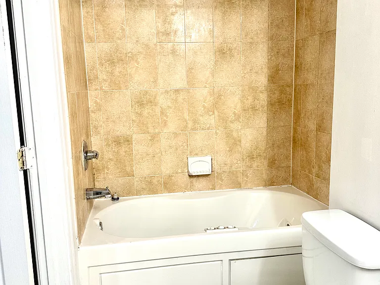2215 Eutaw Pl #A — Photo 11