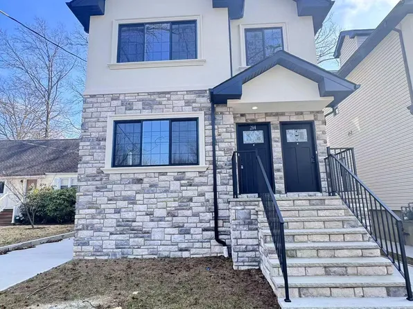 284 Dewey Ave, Staten Island, NY 10308