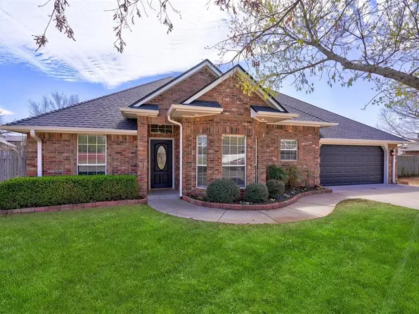 324 NE 17th St, Blanchard, OK 73010