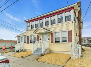 222 Ocean Ave, Point Pleasant Beach, NJ 08742
