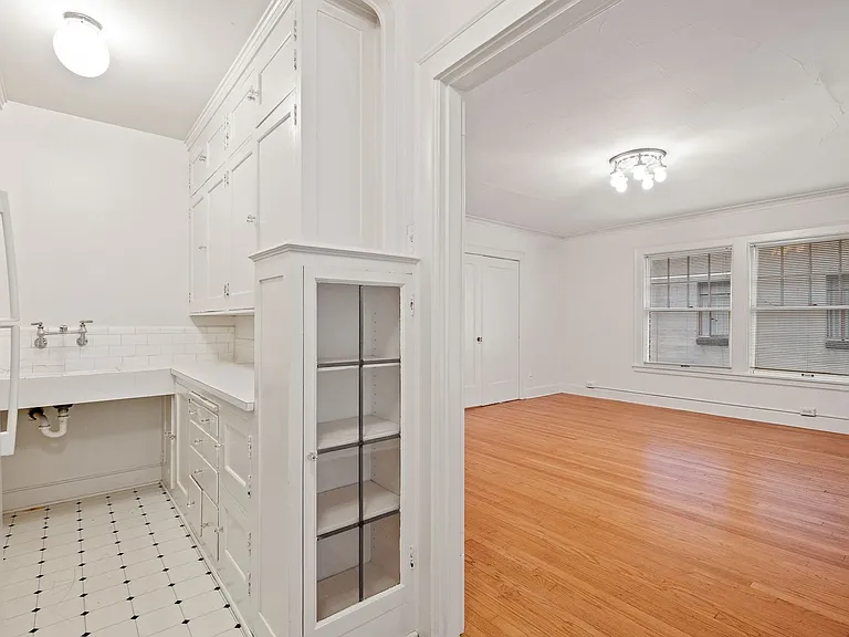 Discover Downtown Living at Chasselton Apartments — Photo 7