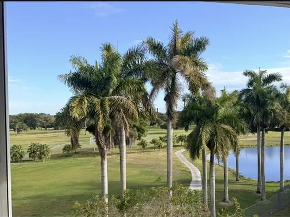 7035 NW 186th St APT D504, Hialeah, FL 33015