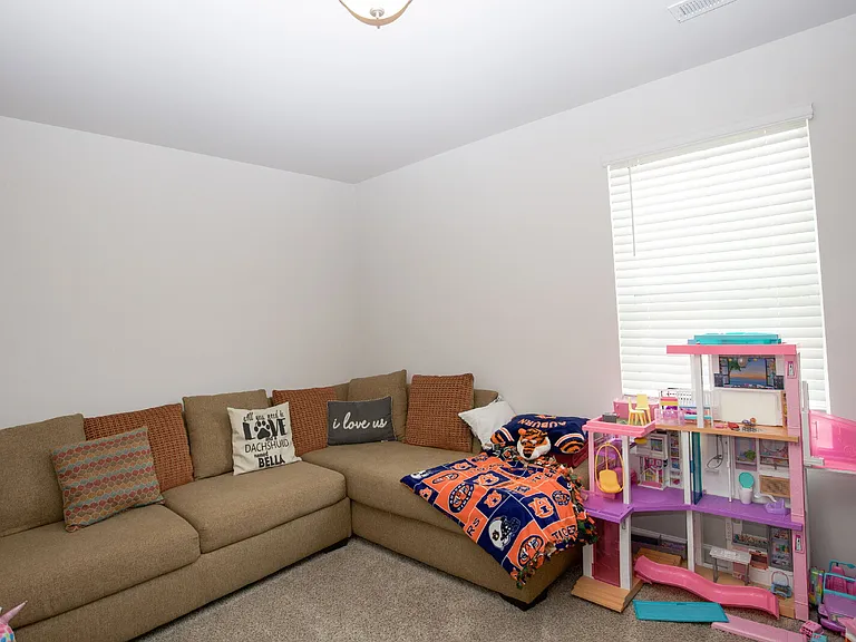 413 Century Ln — Photo 24