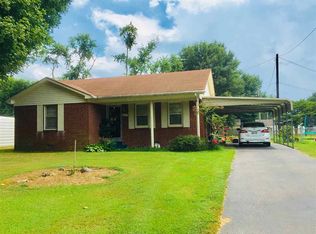 1117 Ridgeway St, Dyersburg, TN 38024